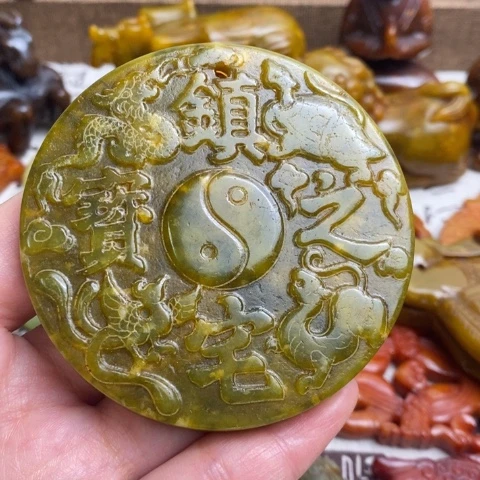 蛇纹石玉未镶嵌颈饰130