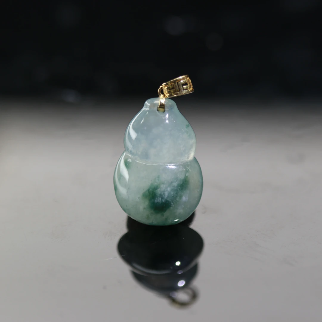 5天然缅甸翡翠A货18k金葫芦/600192/上海嘉禾拍卖