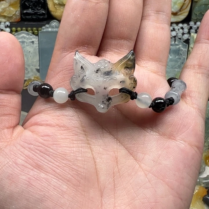 未镶嵌蛇纹石玉颈饰