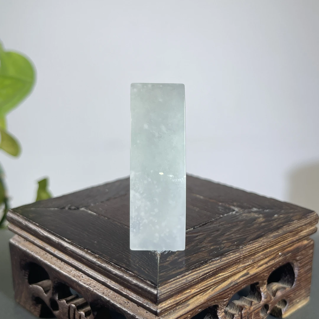 JGB09-38  天然缅甸A货翡翠  无事牌