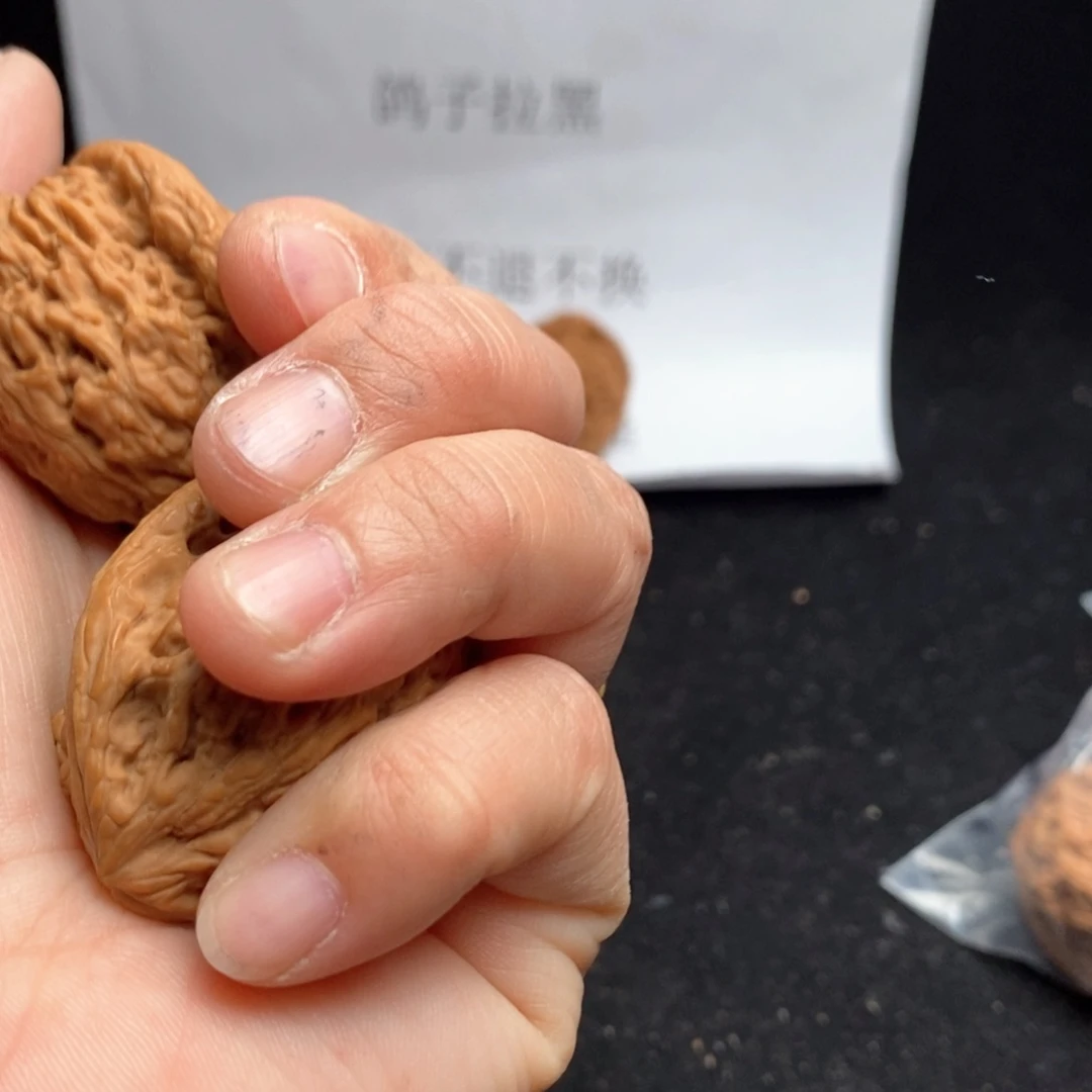 桃核吊坠l****l南疆石核桃