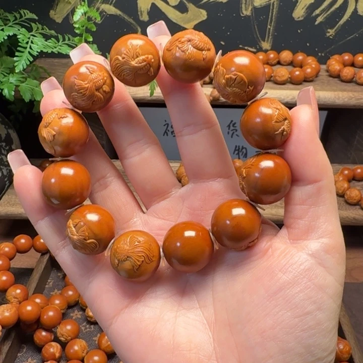 用***龍吊坠橄榄核1.9➕金鱼