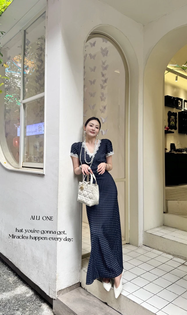 <爱丽1店>根据衣服编号对应款式拍这里001-050