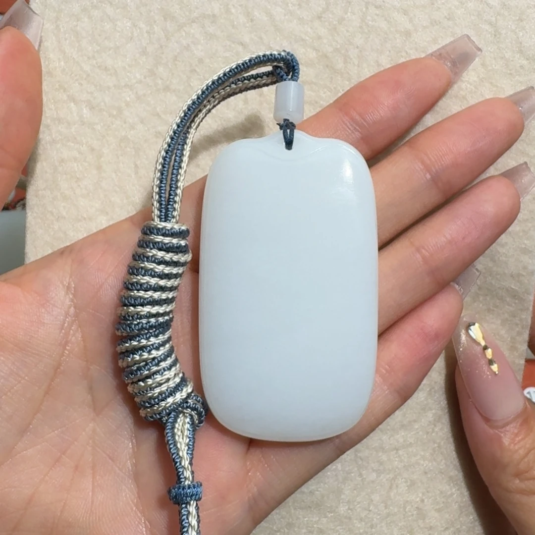 和田玉未镶嵌颈饰鱼**丶