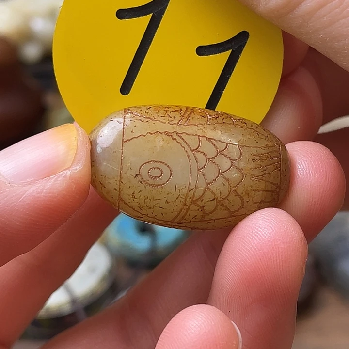 和田玉（糖玉）未镶嵌颈饰