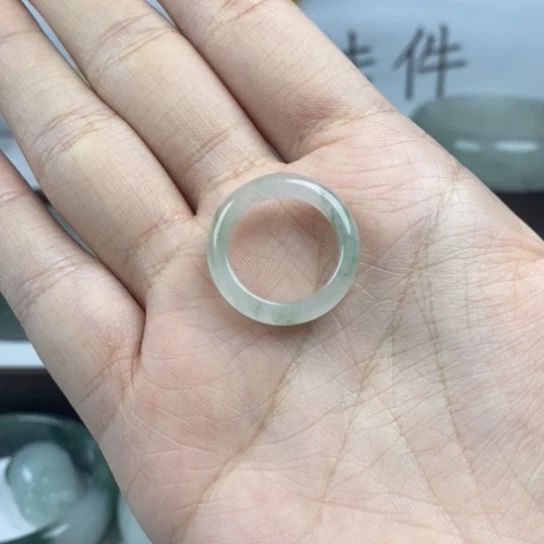 石英质玉（金丝玉）未镶嵌手镯