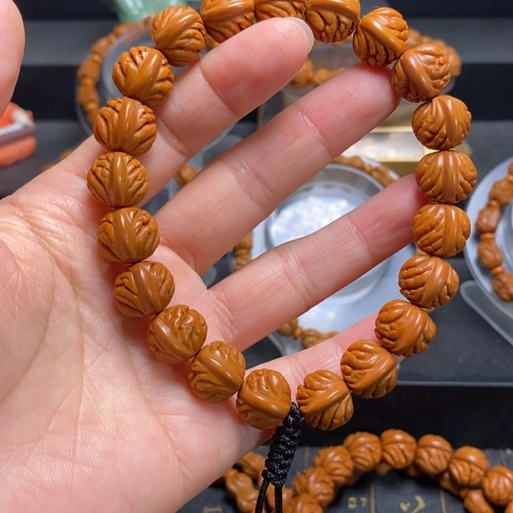 桃核手串龙鳞金蟾纹手串13