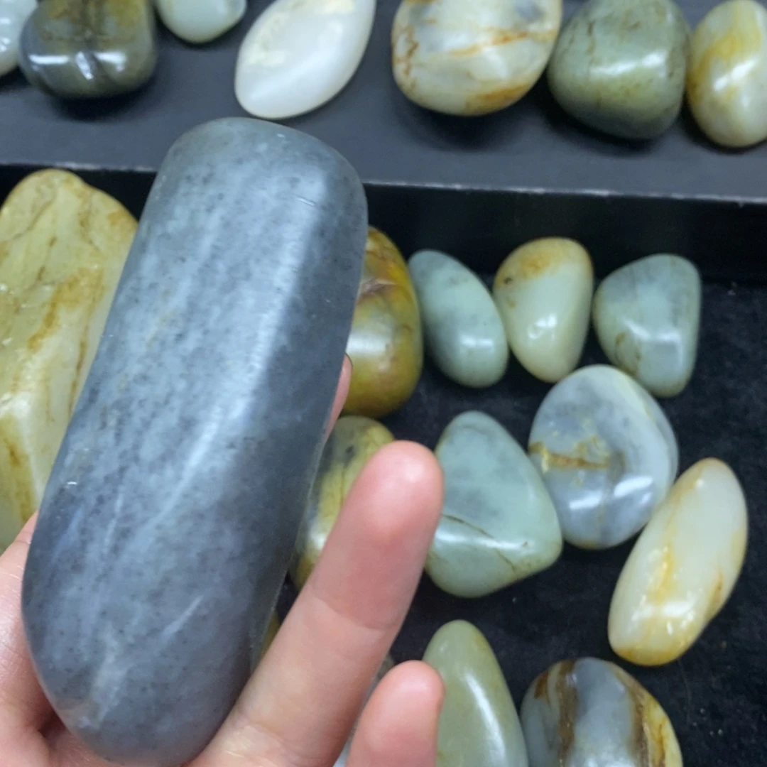 未镶嵌和田玉（糖玉）挂件