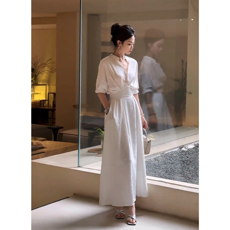 V领连衣裙女2025夏季新款法式高级感短袖收腰褶皱中长款百搭裙子