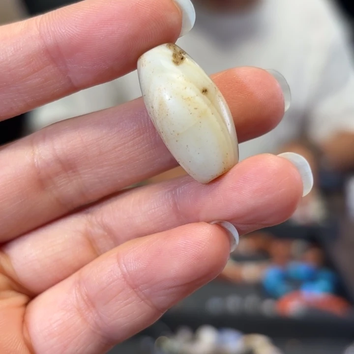 未镶嵌颈饰玛瑙/玉髓