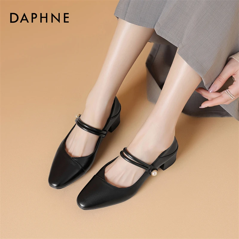 达芙妮中跟玛丽珍单鞋女鞋2025新款夏季小皮鞋高跟鞋配旗袍的鞋子