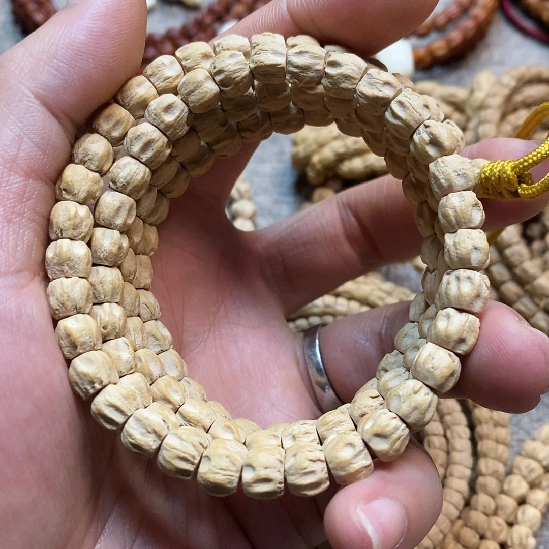 吊坠柏香籽/百香籽热振粉皮方块深坑鬼