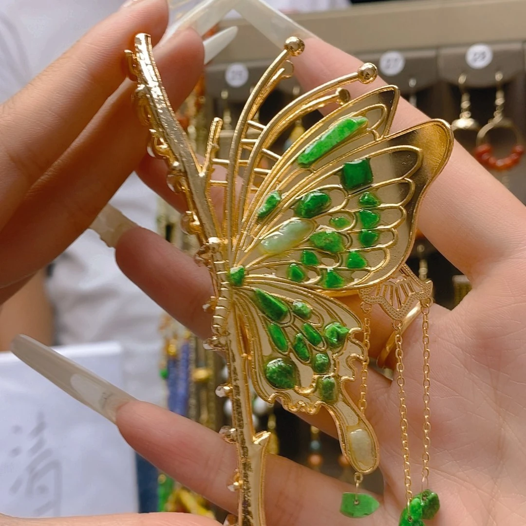 翡翠合金耳饰翡翠