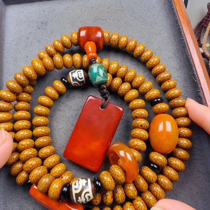 吊坠星月菩提脖挂