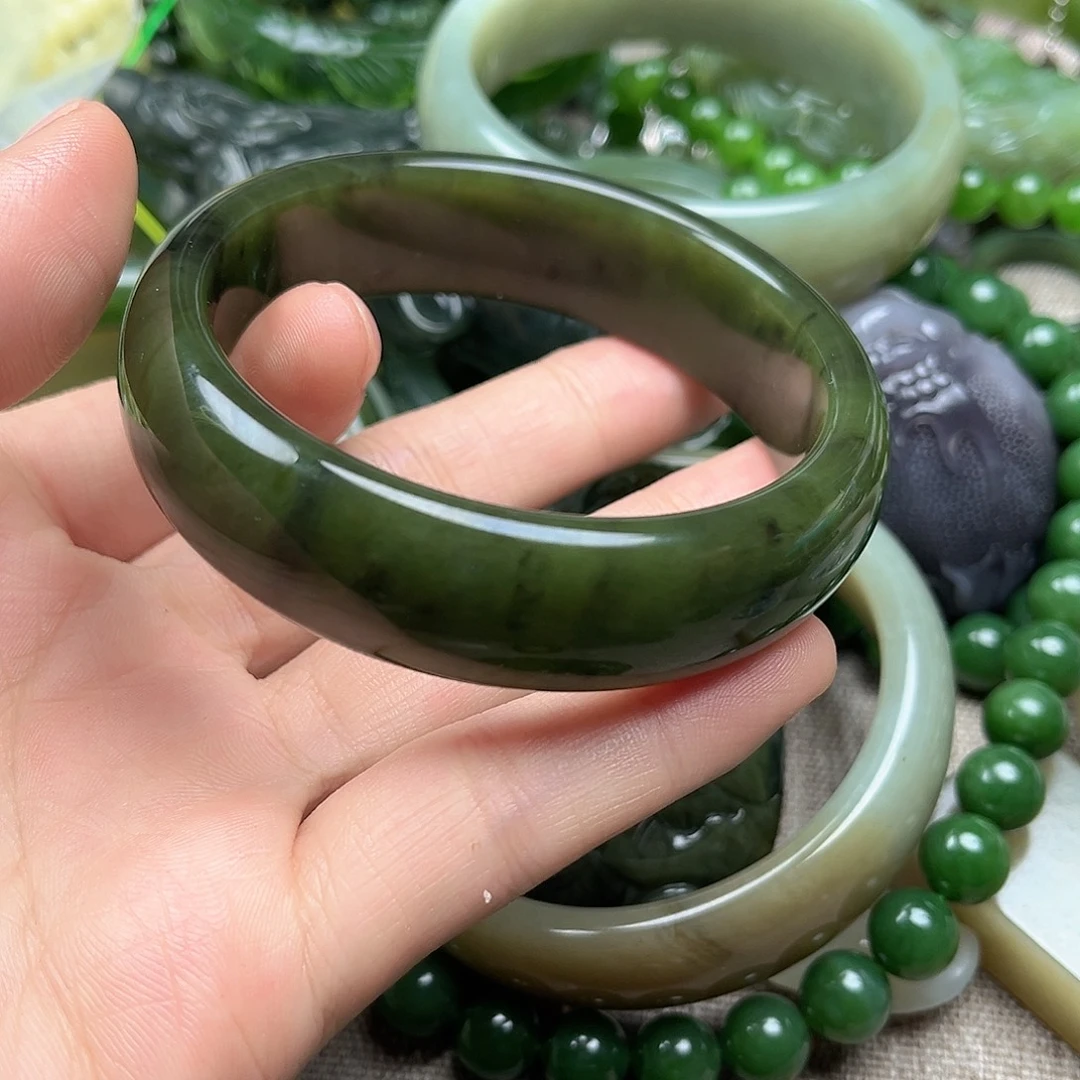 和田玉（碧玉）未镶嵌手镯58➕