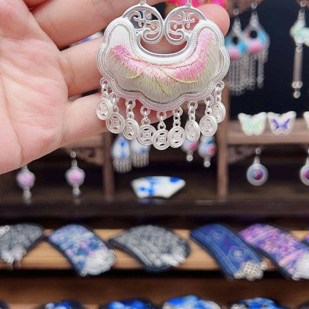 织绣手工刺绣工艺品