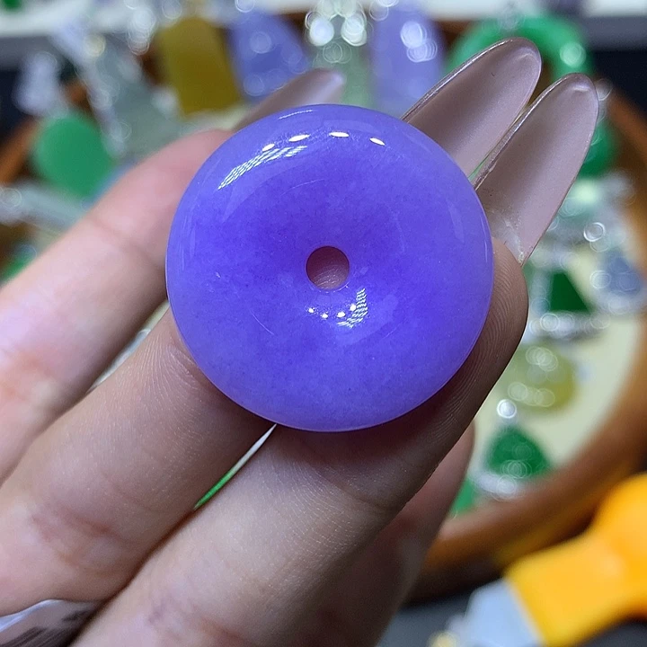 晶***晶翡翠未镶嵌吊坠(不含链)翡翠