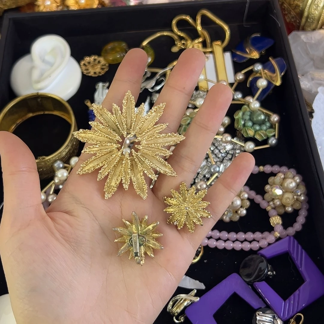 合成碳硅石铜合金耳夹有瑕疵