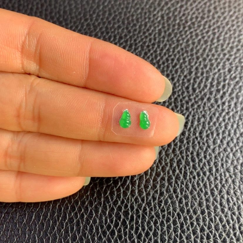 【闪购商品】翡翠吊坠(不含链)未镶嵌