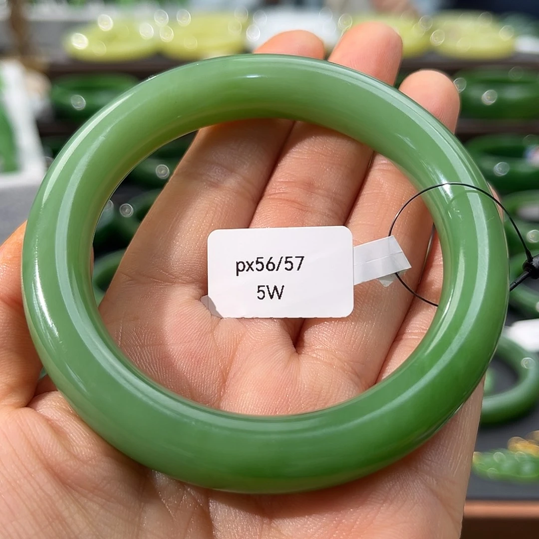 和田玉（碧玉）手镯未镶嵌