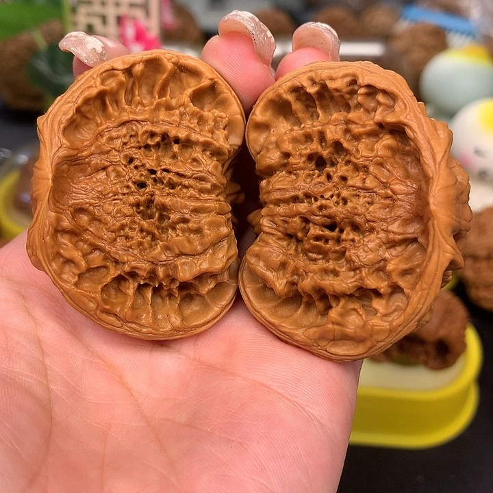 文玩核桃吊坠51蛇王