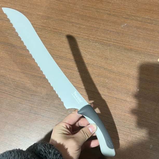 T家白灰手柄大号齿切一支（微瑕）