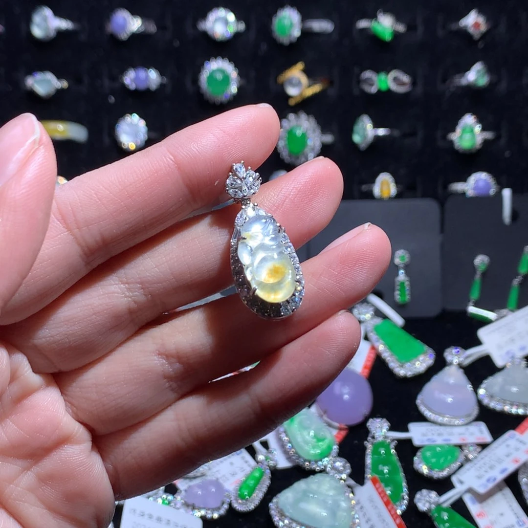 翡翠颈饰银S925镶嵌天然翡翠