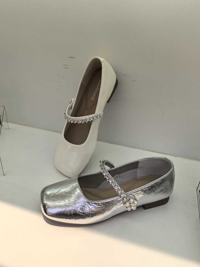 浅口方头一字式扣带吸汗平底单鞋 6838