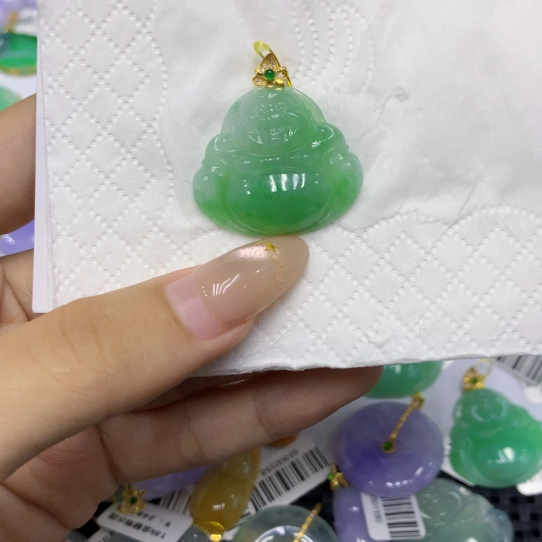 ****～翡翠18K金镶嵌颈饰