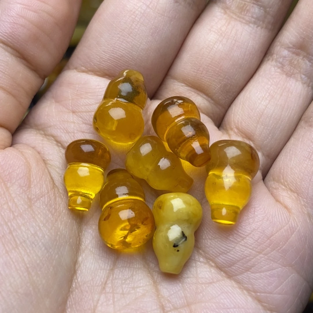 未镶嵌琥珀珠宝奇石