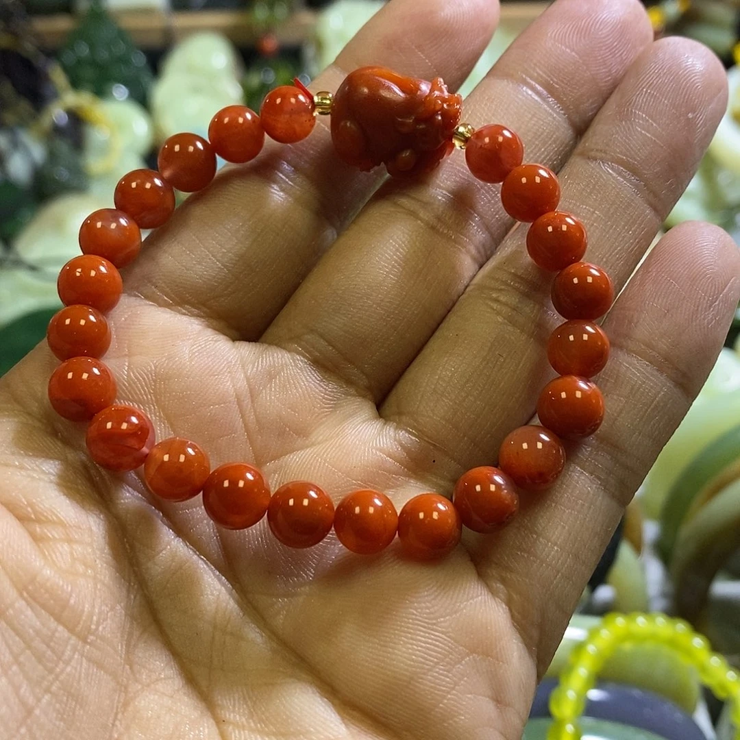 南红玛瑙未镶嵌手链一个