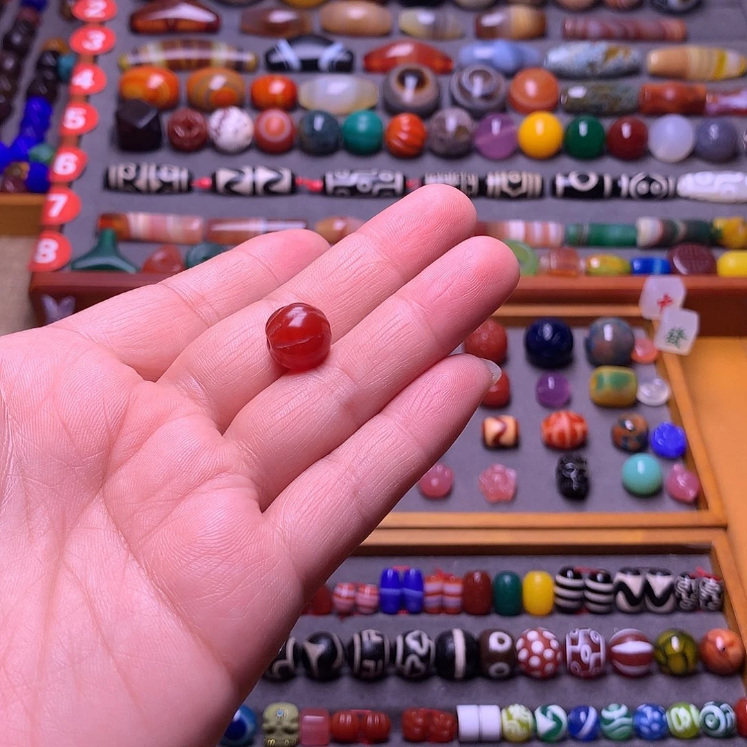 心***。玛瑙/玉髓未镶嵌颈饰