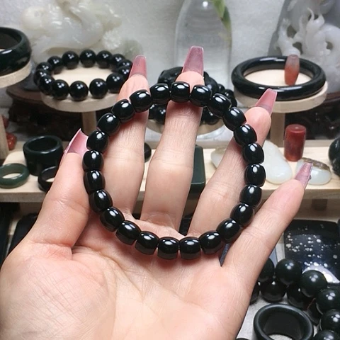 未镶嵌手链和田玉