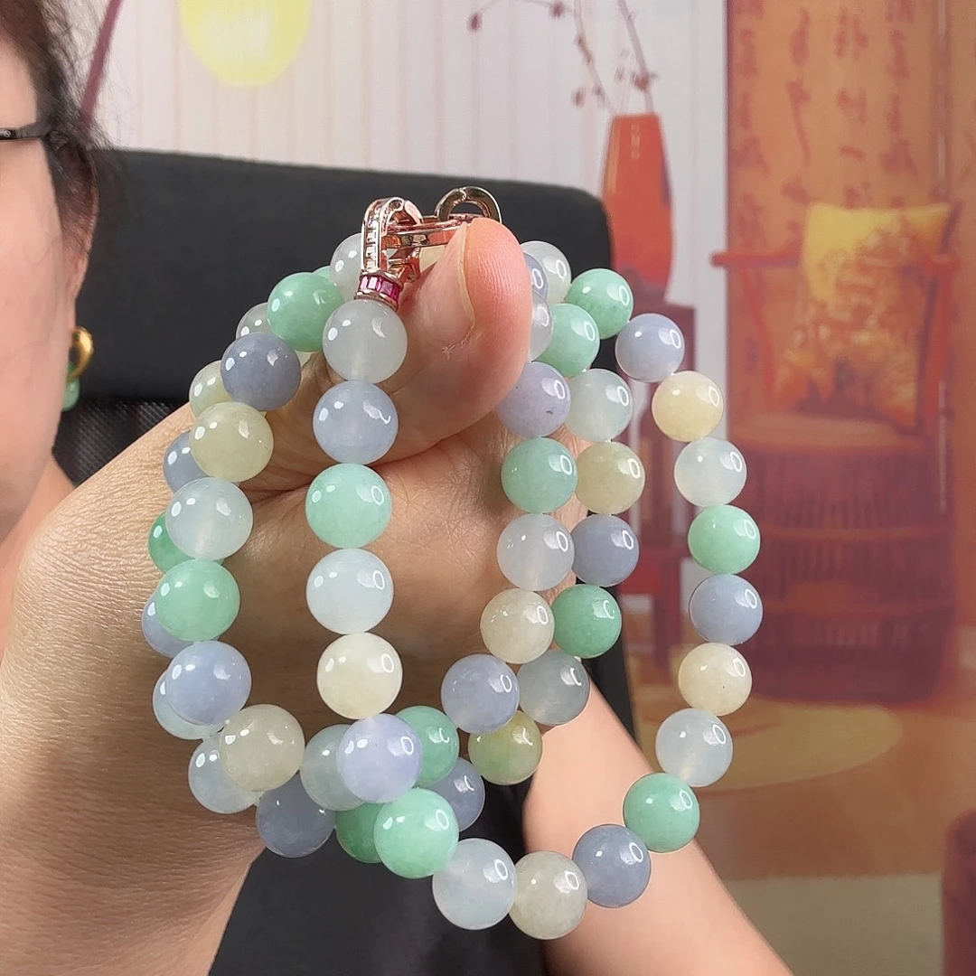 翡翠未镶嵌颈饰多宝