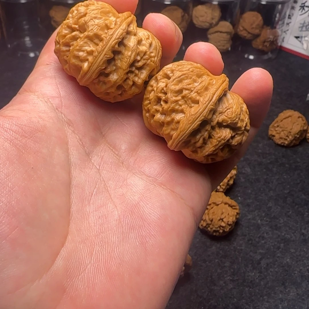 文玩核桃把件流*元宝 43