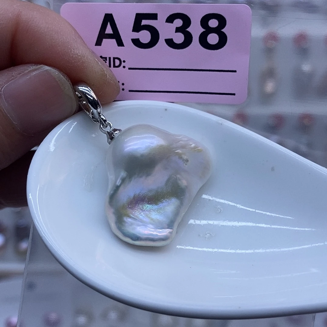 未镶嵌淡水珍珠颈饰