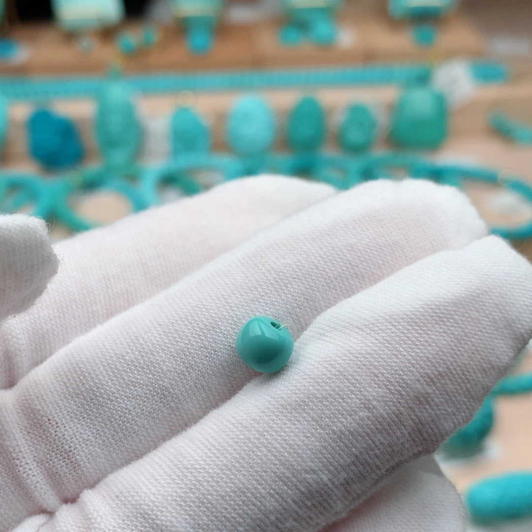 沧***水绿松石未镶嵌珠宝奇石6mm