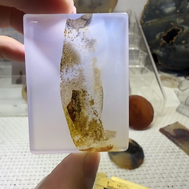 玛瑙/玉髓未镶嵌珠宝奇石