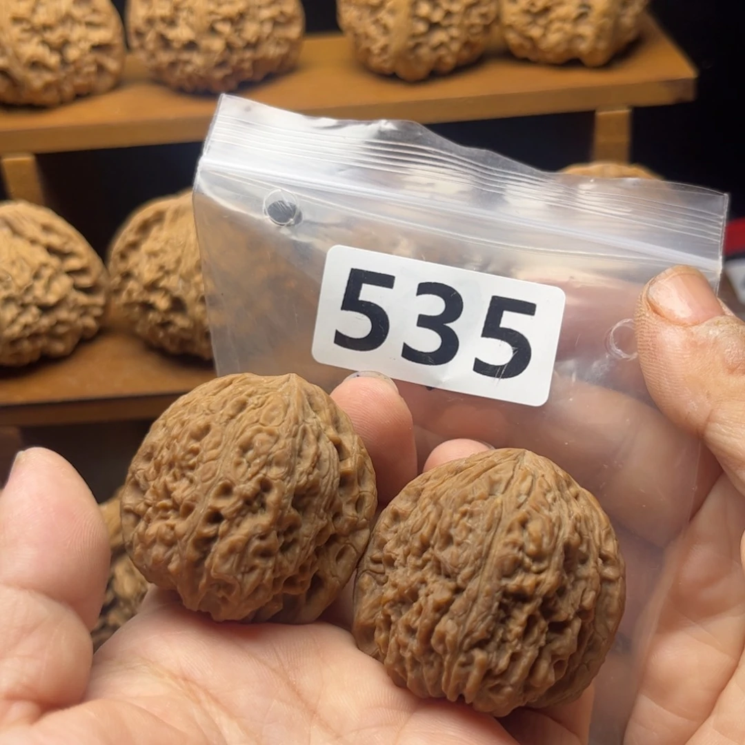 吊坠文玩核桃椒*家南疆39