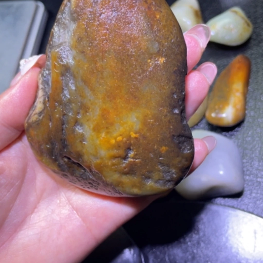 【闪购商品】颈饰未镶嵌和田玉乐*哥