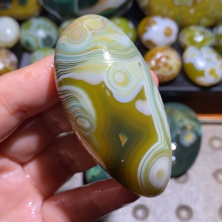 未镶嵌玛瑙/玉髓珠宝半成品48
