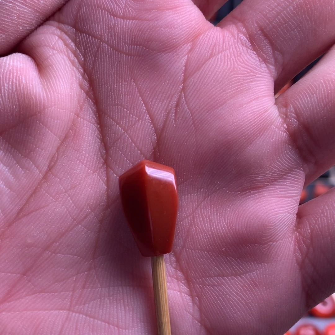 南红玛瑙鲨鱼背三通10+未镶嵌