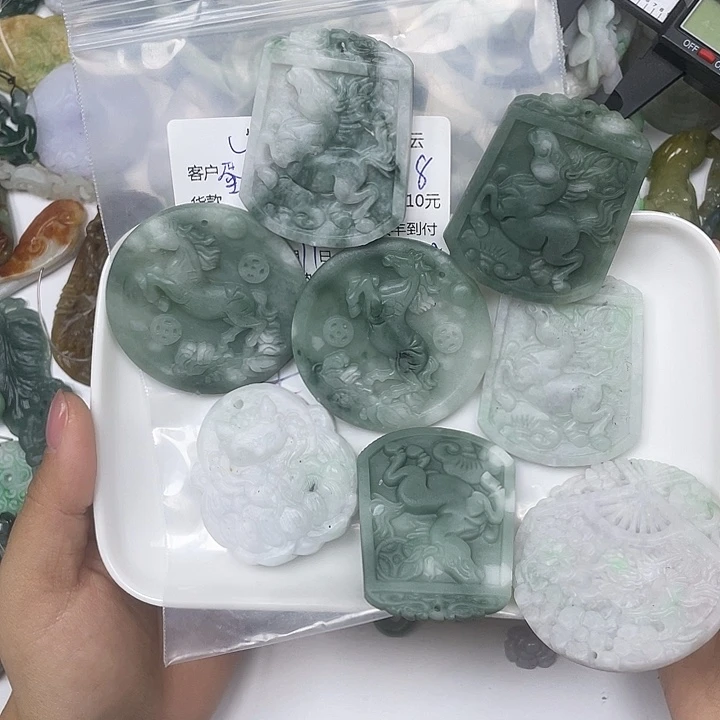 蛋***魔定制翡翠未镶嵌翡翠