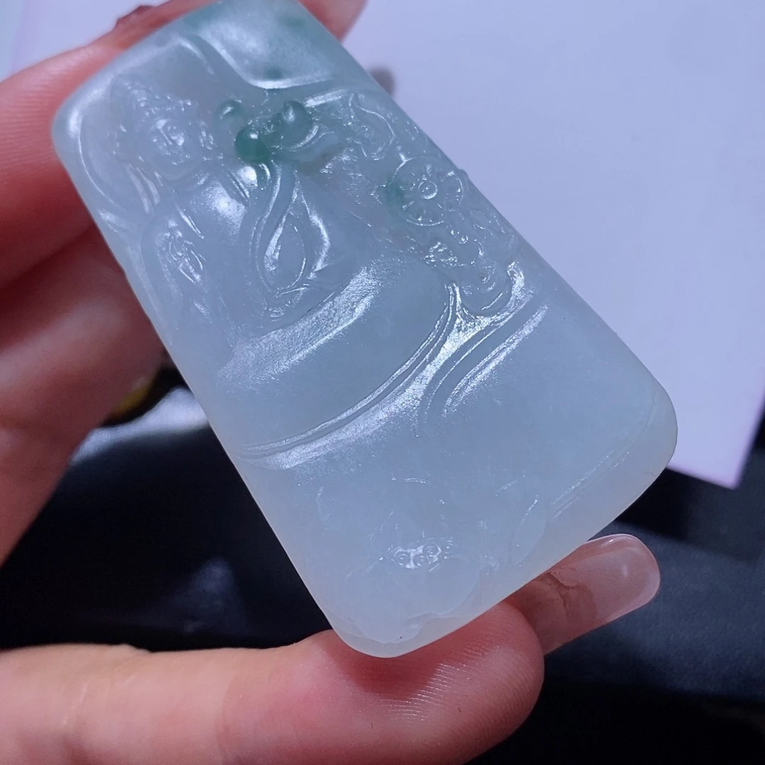 定制翡翠未镶嵌翡翠