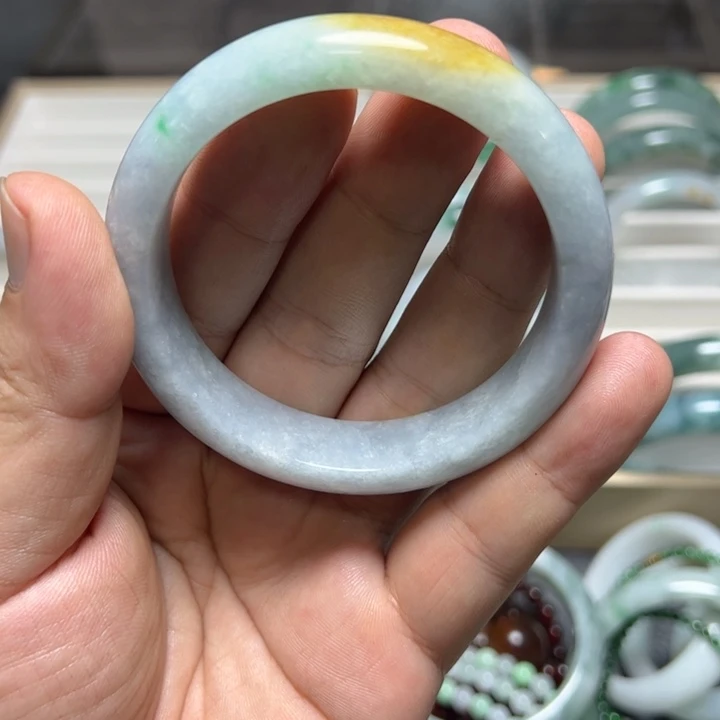 吉***宝定制翡翠未镶嵌翡翠