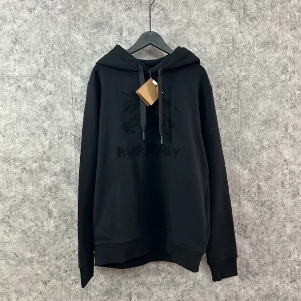 未使用 BURBERRY/博柏利 Burberry黑色战马连帽卫衣