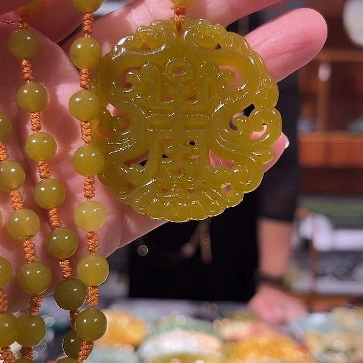 未镶嵌岫玉毛衣链