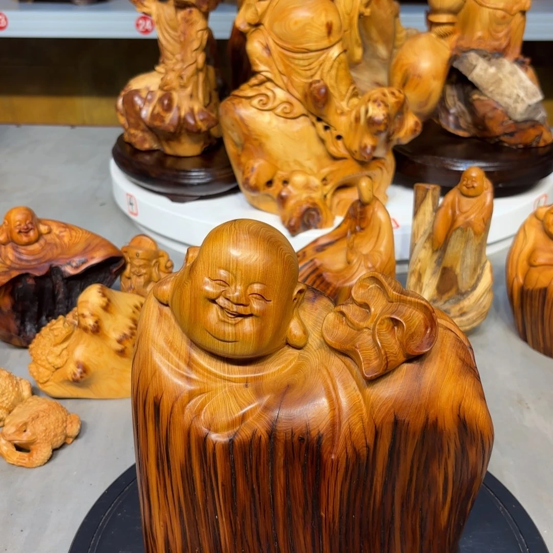 木太行崖柏弥勒佛