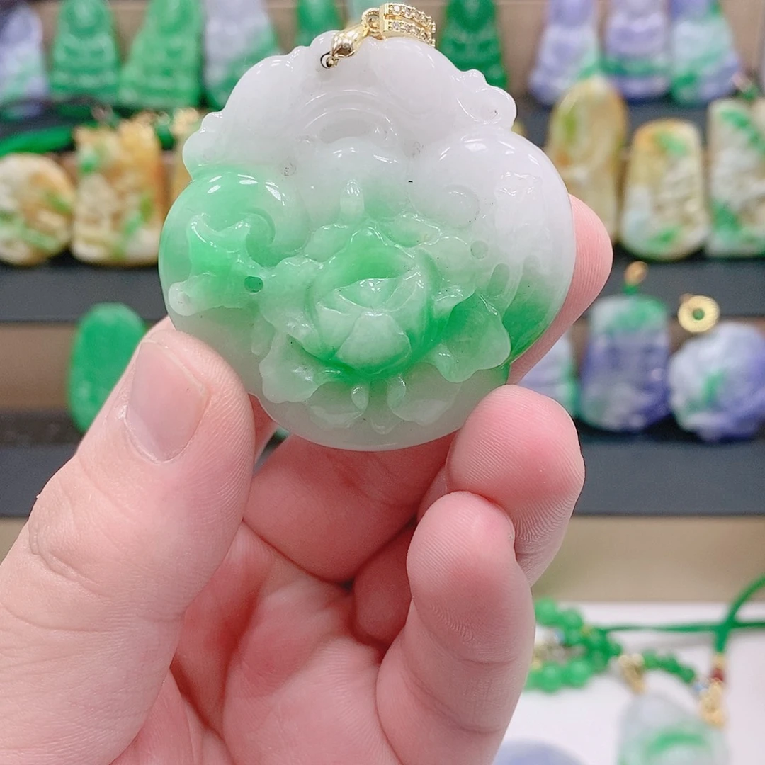 翡翠银S925镶嵌吊坠(赠链)