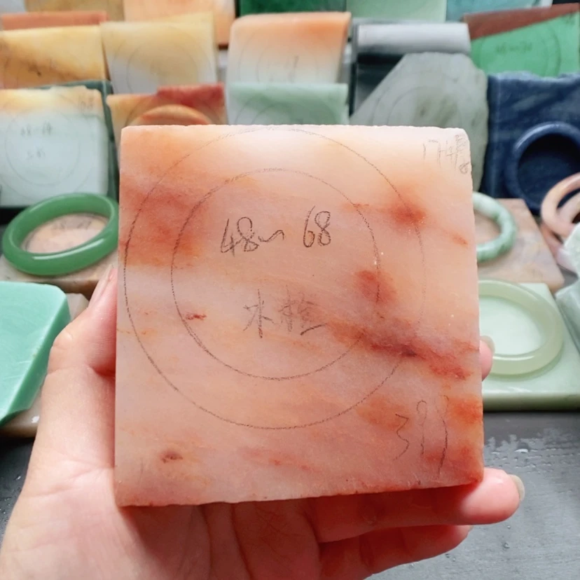 【闪购商品】未镶嵌手镯石英质玉（金丝玉）定制